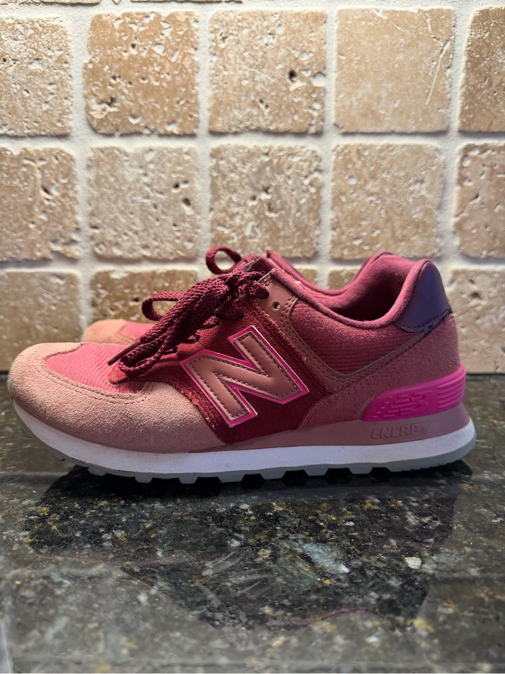 New Balance 574 Womens Sneaker